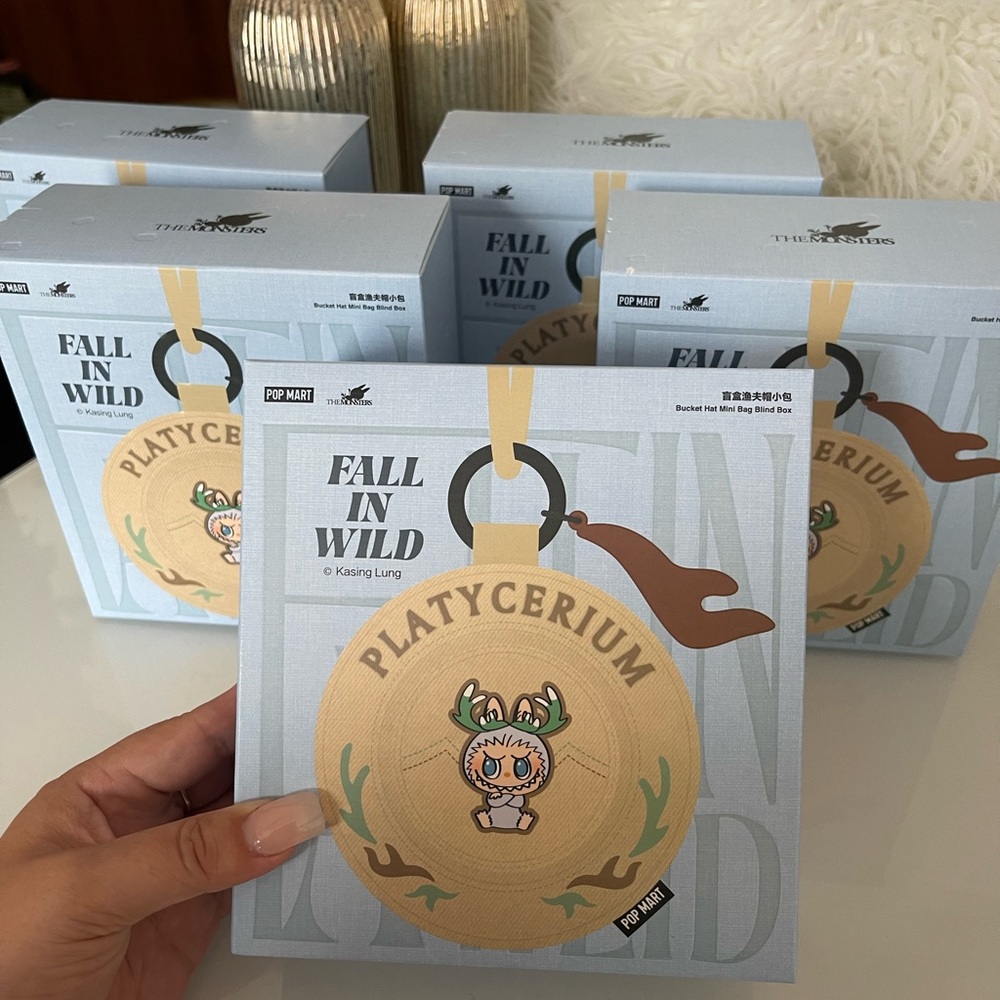 THE MONSTERS FALL IN WILD SERIES - Bucket Hat Mini Bag Blind Box